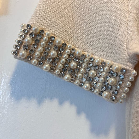 NWOT Alice and Olivia Ciara Embellished Cropped Sweater, Size Small - Picture 8 of 10